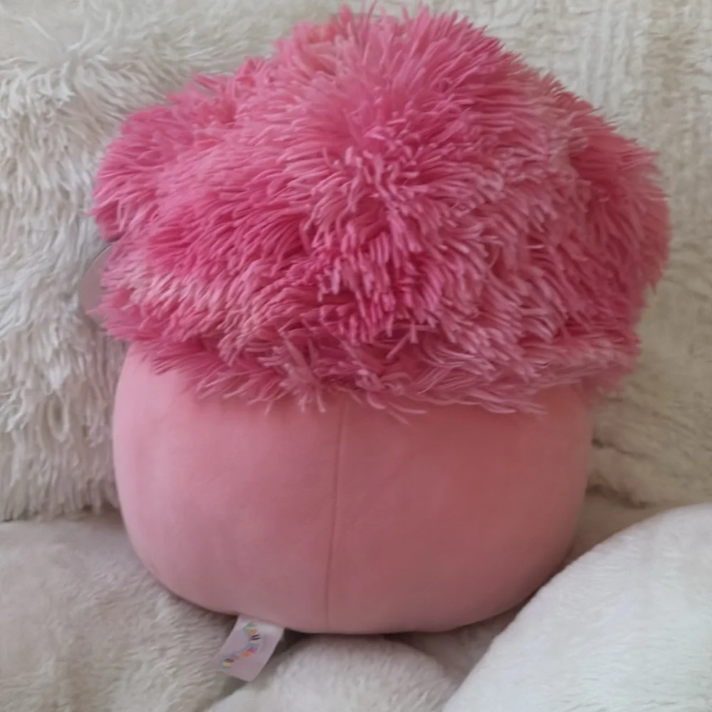 NWT Caparinne Valentines Day Big Foot Pink - Picture 3 of 5